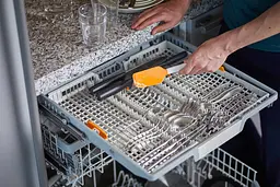 Лопатка для тіста Fiskars Functional Form 1023615 - мініатюра 6