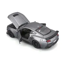 Машинка іграшкова Maisto 2024 Ford Mustang Darkhorse, масштаб 1:24 (32925 met.grey) - мініатюра 6