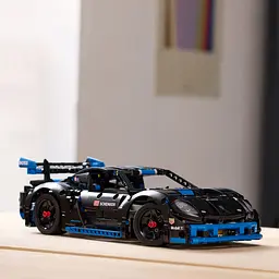Конструктор LEGO Technic Автомобіль для перегонів Porsche GT4 e-Performance 834 деталі (42176) - мініатюра 4