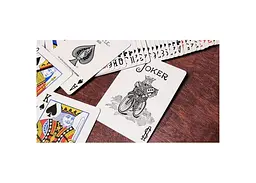 Карти гральні United States Playing Card Company Bicycle Rider Back Fuchsia deck (BBF001) - мініатюра 3