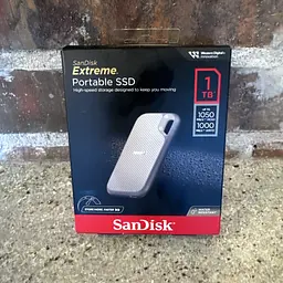 Зовнішній SSD накопичувач (портативний диск) SanDisk Extreme Portable V2 1 TB (SDSSDE51-1T00-AW25) - мініатюра 5