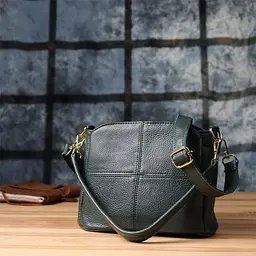 Елегантна шкіряна сумка для жінок з трьома відділеннями Vintage 22977 зелена