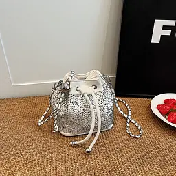 Сумочка Старс Italian Bags white 16x12x15 см Білий - мініатюра 2