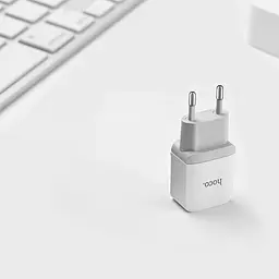 Блок живлення Адаптер мережевий Hoco Lightning cable C22A 1 USB-вихід набір білий - мініатюра 6