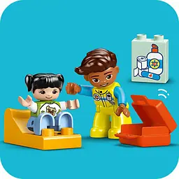 Конструктор LEGO DUPLO Town Швидка допомога та водій 19 деталей (10447) - мініатюра 7