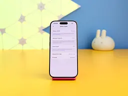 Смартфон Apple iPhone 16 Pro 256GB Desert Titanium (MYNK3) Б/У [173281] - мініатюра 3