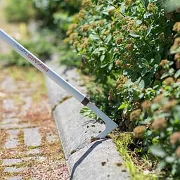 Сапка Fiskars White для прибирання трави між плиткою і бруківкою полегшена 136543 (1019604) - мініатюра 3