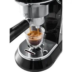 Ріжкова кавоварка еспресо Delonghi EC 685.BK - мініатюра 4