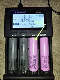 Акумулятор 18650 Li-Ion Samsung INR18650-35E, 3400 mAh, 8A- 2 ШТУКИ в боксі - мініатюра 5