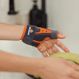 Жорсткий ортез першого пальця кисті з шинами Manutec-Fix Rizart М770 Orliman обхват зап'ястя 18-22/13 см - мініатюра 8