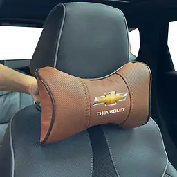Подушка на підголівник з логотипом Chevrolet Екошкіра 3D Кольоровий лого Коричневий-Коричневий кант 1 шт