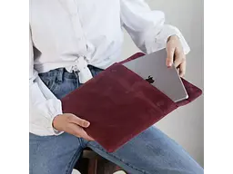 Чохол для ноутбука InCarne Klouz MacBook Pro 16 2019-2025 (вінтажний) бордо (klouz-burgundy-vintage-pro-16) - мініатюра 4