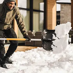 Скрепер для прибирання снігу Fiskars X-series ™ (1057178) - мініатюра 6