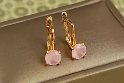 Сережки Xuping Jewelry солістка імітація рожевого кварцу 1,7 см золотисті