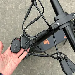 Електросамокат KUGOO Kirin C1+ Plus 18Ah 1000W чорний, з посиленою корзиною - мініатюра 13