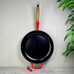 Сковорода універсальна Le Creuset Signature Frying Pan 28 см вишнева 20258280600422