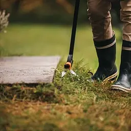 Подовжені ножиці для трави з Серво-системою Fiskars GS46 113690 (1000590) - мініатюра 2