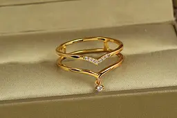 Кільце Xuping Jewelry галочка з фіанітом, що танцює р 18 золотисте