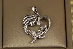 Кулон Xuping Jewelry мати і дитя з каменем в сердечку 2,2 см сріблястий