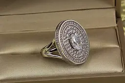 Кільце Xuping Jewelry Титул із білими каменями р 17 сріблясте