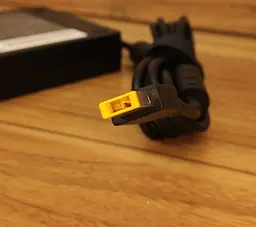 Блок живлення для ноутбука Lenovo Legion 7-15IMHg05 81YU 300W 20V 15A pin (BP35) - мініатюра 4
