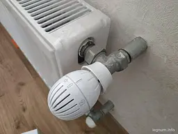 Комплект термостатичний Giacomini R470FX003 1/2” кутовий 2 крана + термоголовка 30412 - мініатюра 7