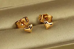 Сережки гвоздики Xuping Jewelry маленькі сердечки 5 мм золотисті