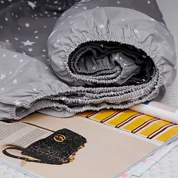 Простирадло на резинці Moon&Star Night Sky Бязь Gold Люкс 120х200х20 см - мініатюра 4