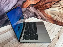 Ноутбук Apple MacBook Pro 14" 2021 M1 Pro/16/512 (RK04LDVHW3) Б/в - мініатюра 4