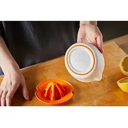 Прес Fiskars Form для цитрусових Form (1016125) - мініатюра 7