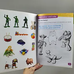 Дитяча навчальна книга ЛП835002УА Англійська - це легко. Історія іграшок (укр / англ). Ранок Дісней 5+ - мініатюра 2