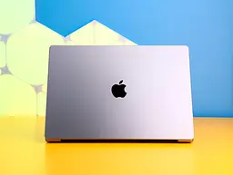 Ноутбук Apple MacBook Pro 16'' M1 Pro 16GB/512GB Space Gray 2021 (MK183) Б/У [173636] - мініатюра 5