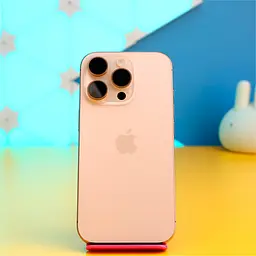 Смартфон Apple iPhone 16 Pro 128GB Desert Titanium (MYNF3) Б/в [176750]