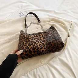 Стильна жіноча сумка з еко-шкіри лео Lilly P1-1603LB коричнева - мініатюра 3