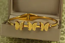 Браслет бенгл Xuping Jewelry жорсткий Triple Butterfly 60 мм на руку від 17 до 19 см лимонний