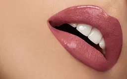 Помада для губ Pupa Miss Ultra Brilliant відтінок 206, 2.4 мл (245206) - мініатюра 2