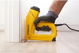 Степлер Stanley TRE550 электрический для скоб G 6-14 мм и шпилек J 12 15 мм (6-TRE550) - мініатюра 4