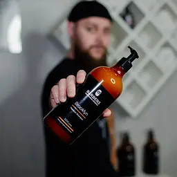 Шампунь для чоловіків проти лупи Barbers Brooklyn 400 мл - мініатюра 3