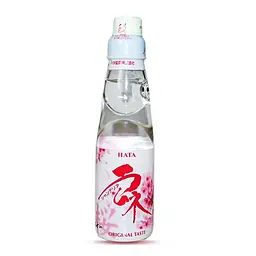 Японський газований напій з кулькою Ramune Sakura 200 мл