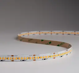 LED Стрічка 21,6W 240LED 3000К 2800LМ IP20 24V KLOODI KD2835-240-21.6W-3К-24V HE - мініатюра 3