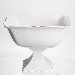 Ваза для фруктов на ножке фарфоровая Pearl 20,5*20,5 см Yiwu 120-YH-HG053