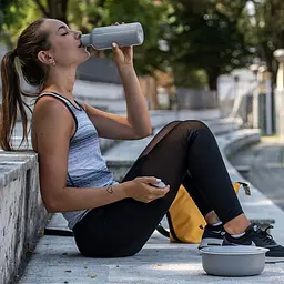 Пляшка для води Guzzini Re-Generation 600 мл сіра (5330033) - мініатюра 4