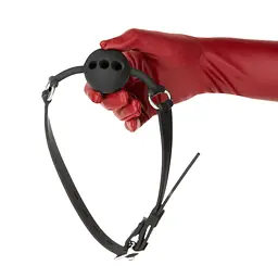 Повітропроникний кляп із силіконовою кулькою Punishment – Silicone Ball Gag – Black - мініатюра 4