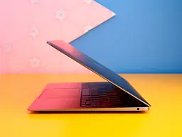 Ноутбук Apple MacBook Air 13` 8/256GB Silver 2020 (MGN93) Б/У [177566] - мініатюра 2