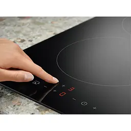 Індукційна варильна поверхня Electrolux LIT30230C [137869] - мініатюра 4