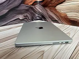Ноутбук Apple MacBook Pro 14" 2021 M1 Pro/32GB/512GB (MXMXWWWK9P-1) Б/в - мініатюра 6