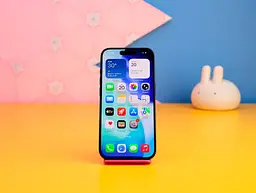 Смартфон Apple iPhone 15 Pro 128GB Blue Titanium (MTV03) Б/У [175228] - мініатюра 2