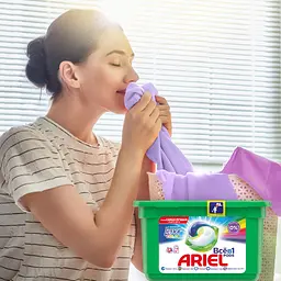 Капсули для прання Ariel Pods Все-в-1 Touch Of Lenor Fresh Color, 15 шт. - мініатюра 2