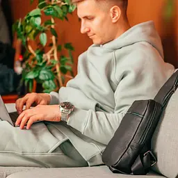 Сумка-рюкзак чоловіча шкіряна Handycover S357 чорна через плече - мініатюра 9