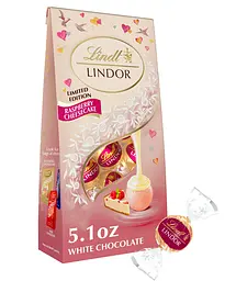 Шоколадні цукерки Lindt Lindor Raspberry Cheesecake White Chocolate Candy Truffles 145г